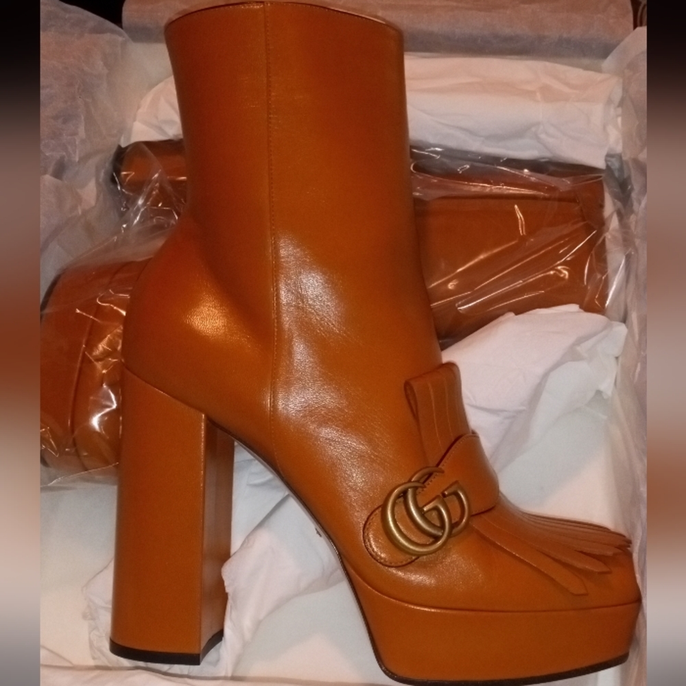 Gucci Mid Rise Boots - Picture 8 of 10